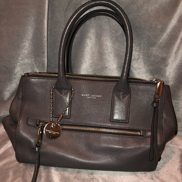 Marc Jacobs Handbags - Marc Jacobs East West Tote